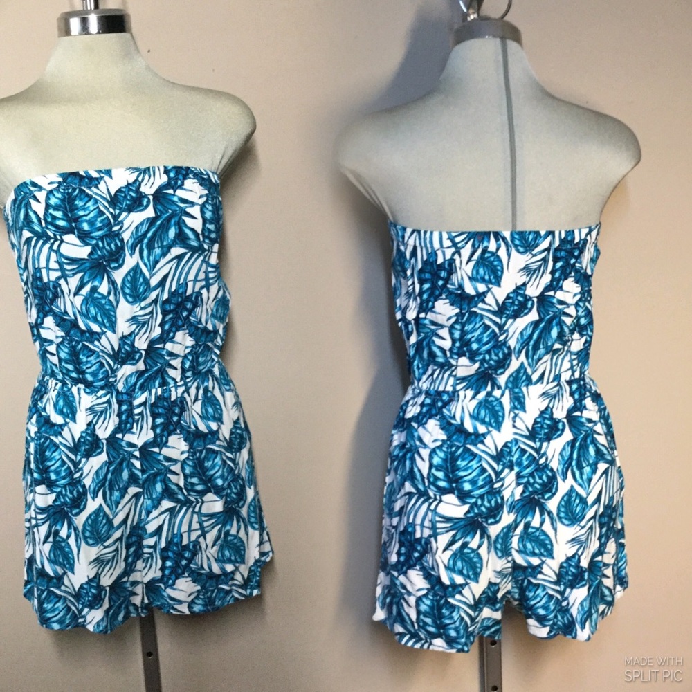Divided,H & M Blue and White Strapless, Cotton ,Romper Size 4